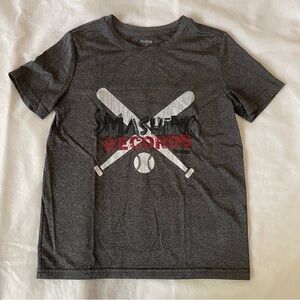 Reebok Boys Youth Small 8-10 Smashing Records Baseball Graphic Athletic Tee